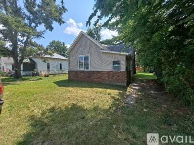 Main picture of 503 E Indiana Ave