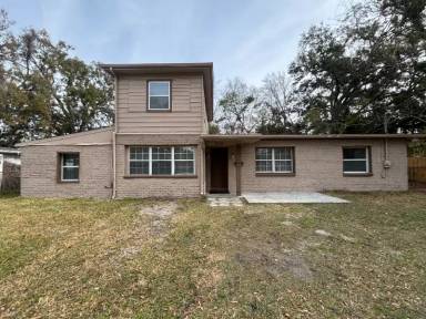 Main picture of 2545 Lamee Ln