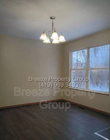 Main picture of 514 Clyde St
