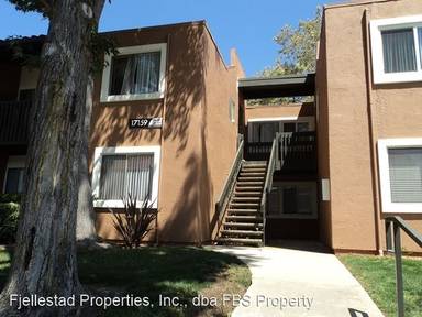 Main picture of 17159 W Bernardo Dr