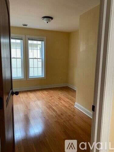 Main picture of 1341 Williamson St