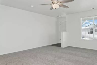 Main picture of 1802 E Kentucky Ave