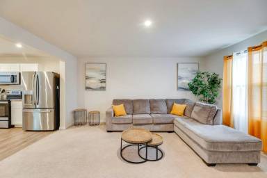 Main picture of 6262 Pebblebrook Dr