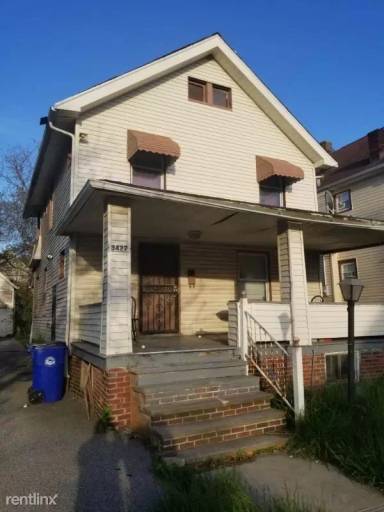 Main picture of 3427 E 116th St