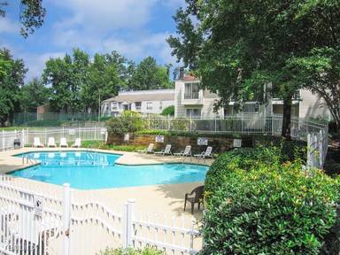 Main picture of Red Maples Apartments