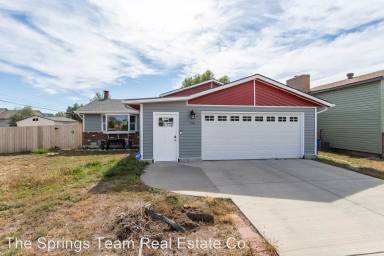 Main picture of 598 Camino del Rey