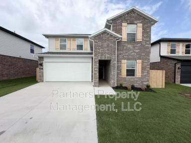 Main picture of 537 S Neon Ave