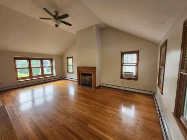 Main picture of 32 Latura St