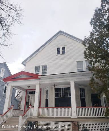 Main picture of 500 Thomas St