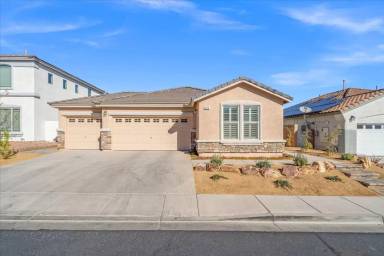 Main picture of 988 Buffalo River Ave