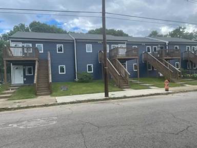 Main picture of 1638 W Kentucky St
