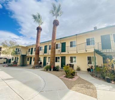 Main picture of 3772 Royal Crest St