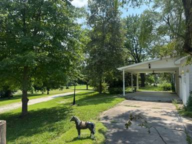 Main picture of 7357 SE US Highway 169
