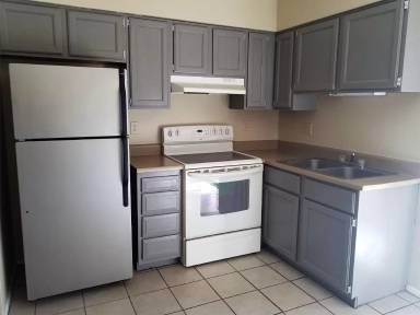 Main picture of 2749 N Fair Oaks Ave