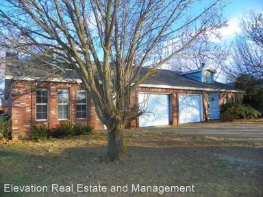 Main picture of 1121 S 26th St