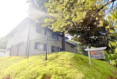 Main picture of 9 Clay St SE