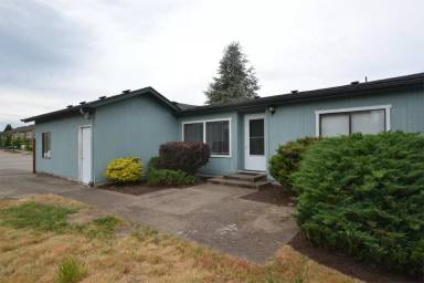 Main picture of 2325 NE Jasper St