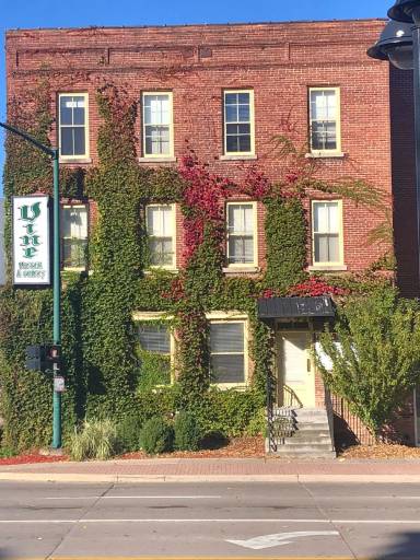 Main picture of 529 S Gilbert St