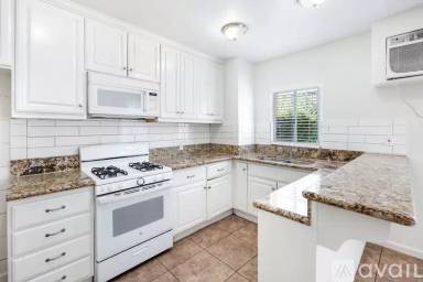 Main picture of 34976 Avenue A