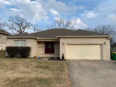 Main picture of 2910 Jadestone Dr
