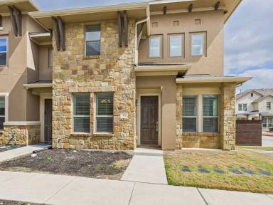 Main picture of Lakeline Center