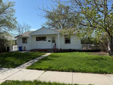Main picture of 25 Saint Charles St