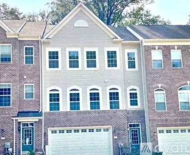 Main picture of 85 Westhampton Dr