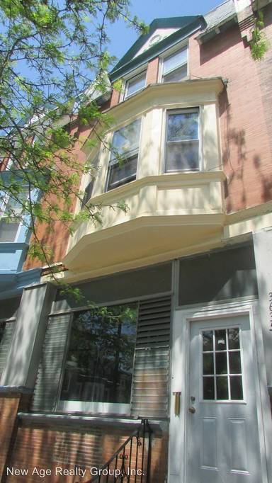 Main picture of 3631 Spring Garden St