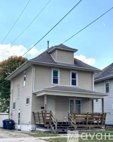 Main picture of 726 Allen St