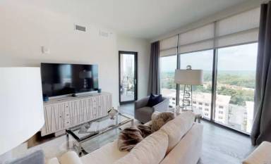 Main picture of 2975 Peachtree Rd NE