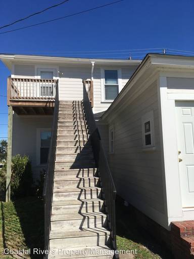 Main picture of 319 W 2nd St