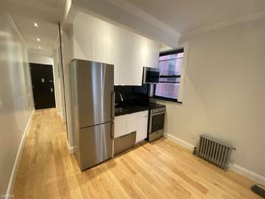 Main picture of 541 W 144th St