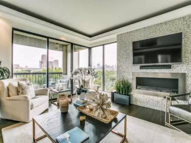 Main picture of Warrington Condominiums