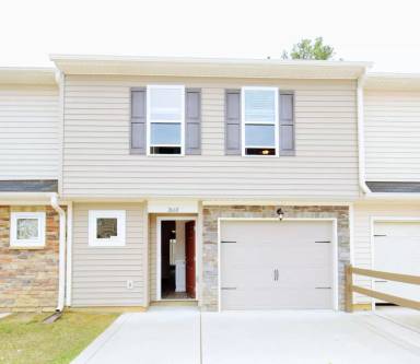 Main picture of 2660 Middle Branch Bnd