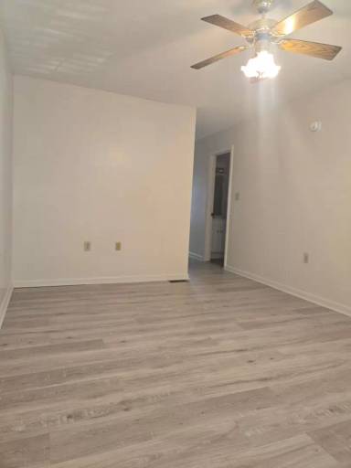 Main picture of 122 Madison Spgs