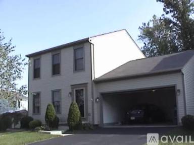 Main picture of 665 Arden St