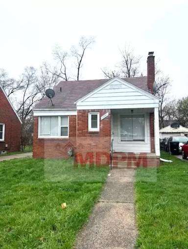 Main picture of 18261 Stahelin Ave
