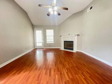 Main picture of 5447 Steffani Dr