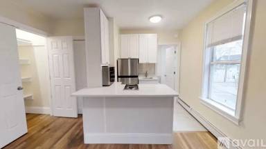 Main picture of 65 Walden St