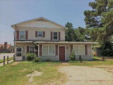 Main picture of 606 Hwy 301 South - 3