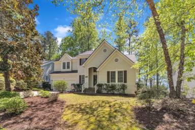 Main picture of 102 Cove Creek Dr