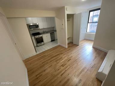 Main picture of 516 E 80th St