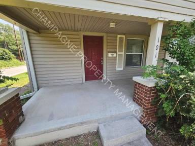 Main picture of 101 S Hawthorne Ave