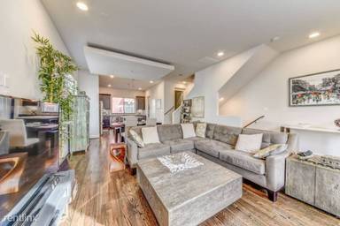 Main picture of 320 Eado Park Cir