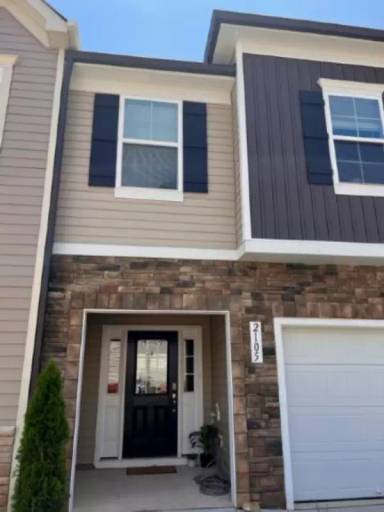 Main picture of 2101 Nandina Trl