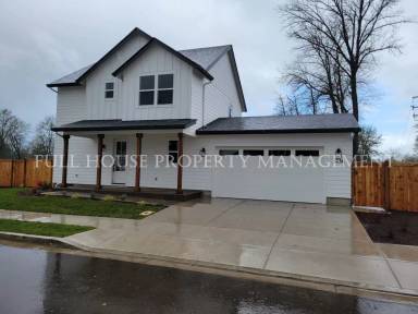 Main picture of 1096 S 33rd St