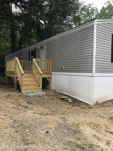 Main picture of 39 Merritt Ln