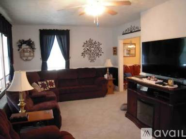 Main picture of 79 College Ave
