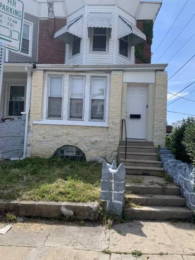 Main picture of 102 - 104 N 60th St