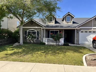 Main picture of 910 W Julia Way